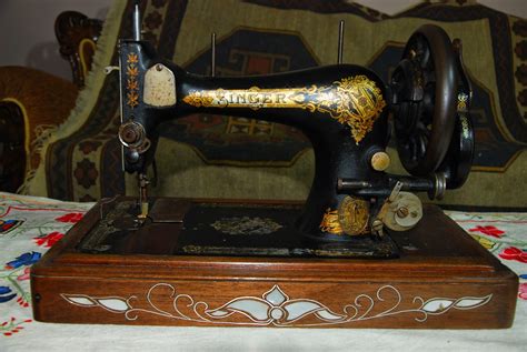 Eski singer marka dikiş makinesi